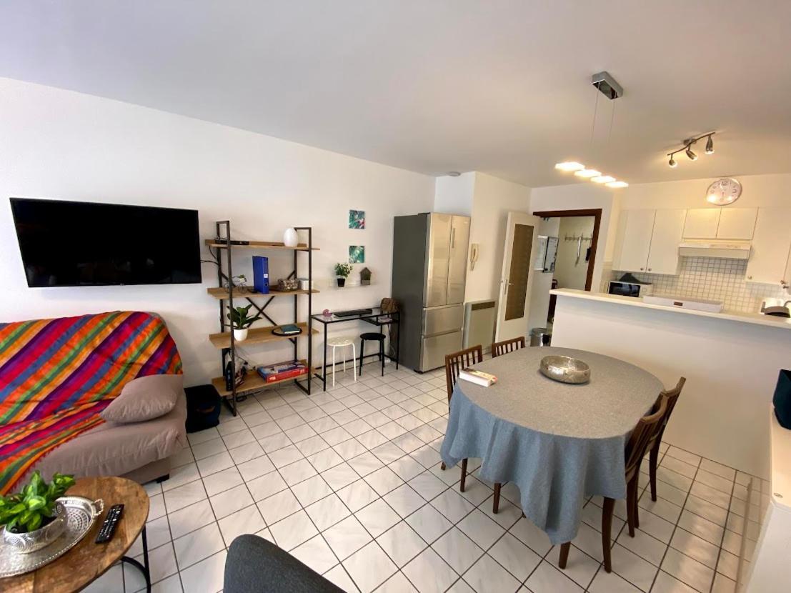 Appart Sympa 6P Avec Garage Et Terrasse Ensoleillee Et Spacieuse A 25M De La Mer Westende 미들케르케 외부 사진