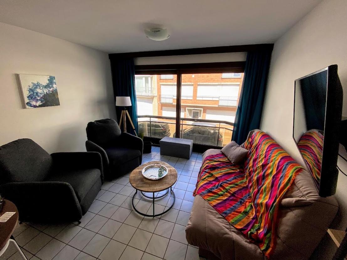 Appart Sympa 6P Avec Garage Et Terrasse Ensoleillee Et Spacieuse A 25M De La Mer Westende 미들케르케 외부 사진